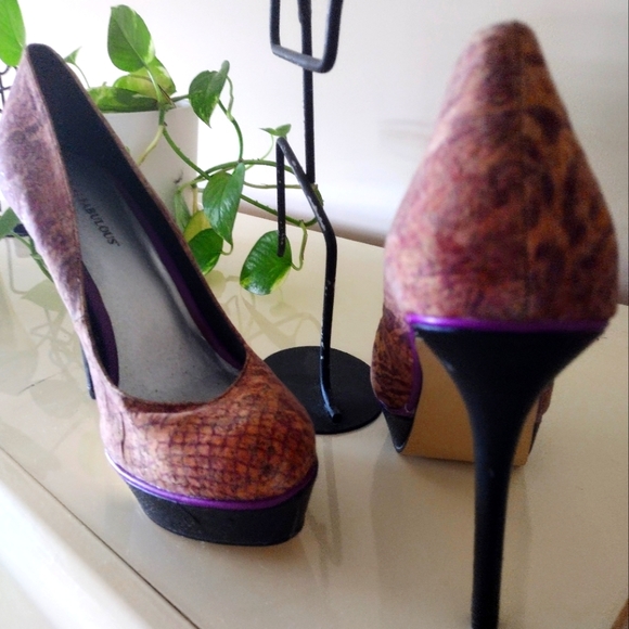 Faux Animal Print and Purple High Heels Size 11 - Picture 2 of 2